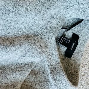 Forever 21 women size s gray shrug